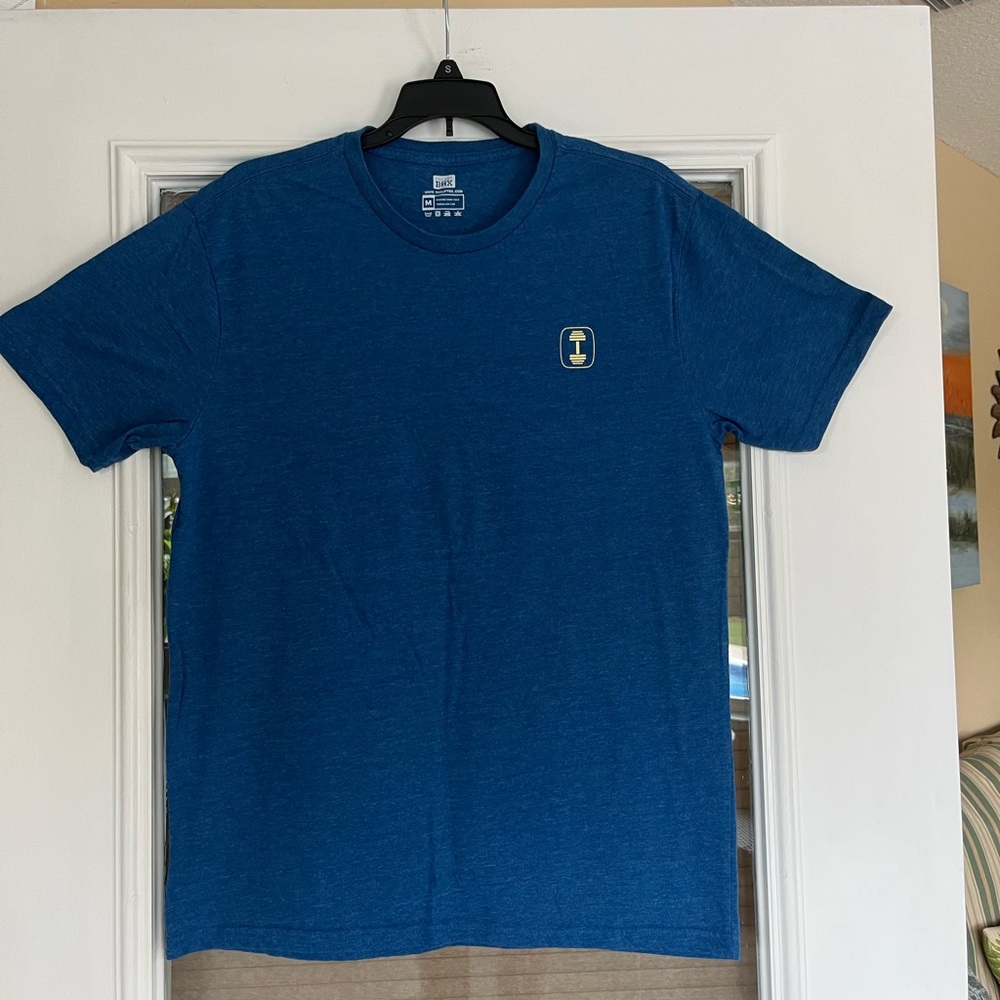 The Lift Box T-Shirt (medium)